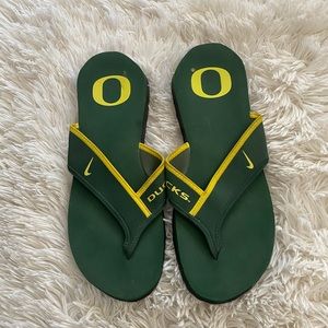 Oregon Ducks Nike Sandals